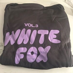 White Fox Vol 3. Sweatshirt